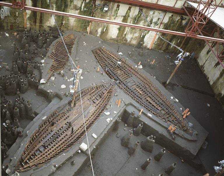 Scavi archeologici in Piazza Municipio